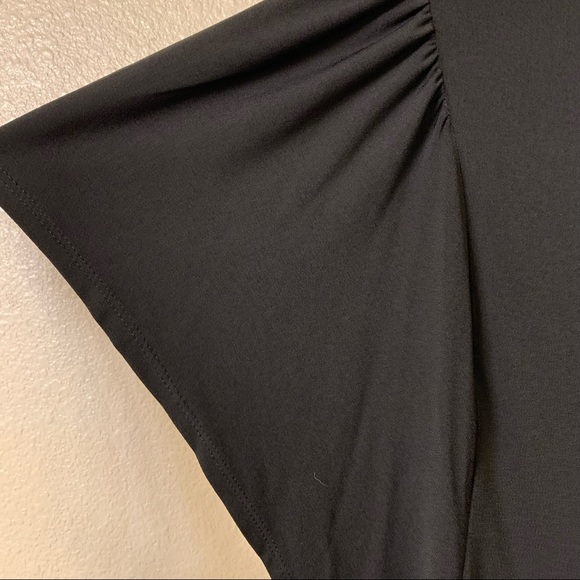 Maurice’s Black Blouse with bat sleeves and tie around waist-XL - Picture 3 of 6